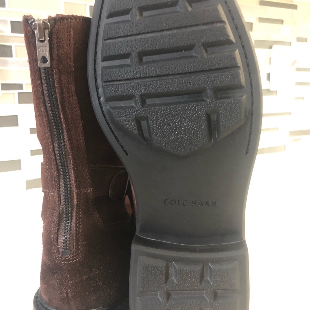 Boots - Picture 3 of 4